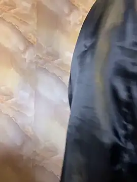 Snapshot of emilyrojas chatting on November 16, 2025, 11:37 am emilyrojas online show from November 16, 2025, 11:37 am