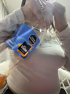 Snapshot of ruby_santana777 chatting on October 23, 2025, 4:16 pm ruby santana777 online show from October 23, 2025, 4:16 pm