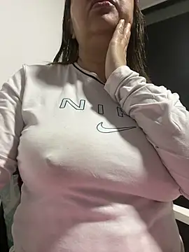 ruby santana777 online show from December 17, 2025, 1:16 pm