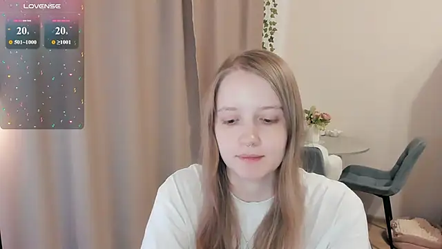 Snapshot of Alyaley chatting on July 6, 2026, 3:03 pm Alyaley online show from July 6, 2026, 3:03 pm