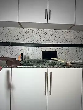 Bella045 online show from April 19, 2026, 4:02 am