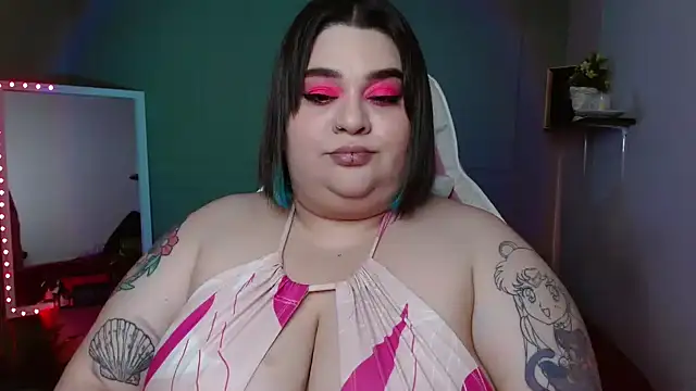 Snapshot of tiffany_laurens chatting on December 23, 2024, 8:11 am tiffany laurens online show from December 23, 2024, 8:11 am