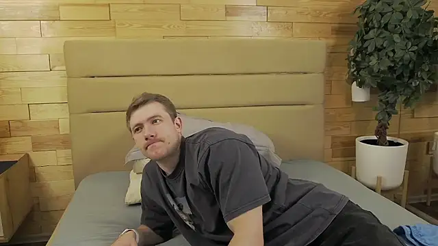 EthanPinkman online show from October 14, 2025, 4:35 am