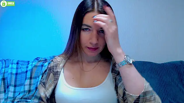 Snapshot of Sweet___Amelia chatting on October 27, 2025, 6:31 pm Sweet Amelia online show from October 27, 2025, 6:31 pm