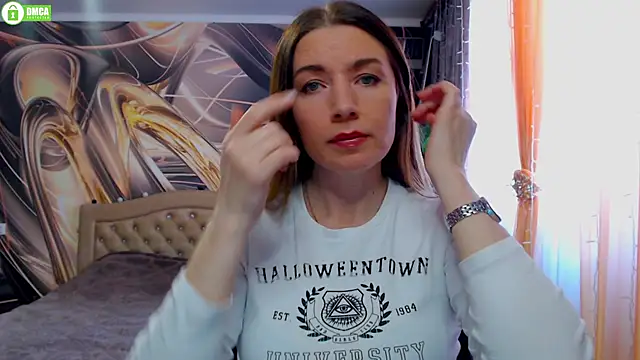 Snapshot of Sweet___Amelia chatting on November 24, 2025, 10:15 am Sweet Amelia online show from November 24, 2025, 10:15 am