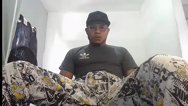 grandominantex1 online show from October 18, 2025, 7:38 pm