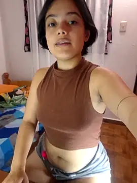 littlemelii online show from May 7, 2026, 8:12 pm