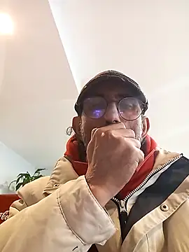 Snapshot of Oridama123 chatting on February 1, 2026, 11:52 am Oridama123 online show from February 1, 2026, 11:52 am