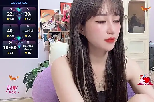  LLisa  online show from September 10, 2025, 2:43 am