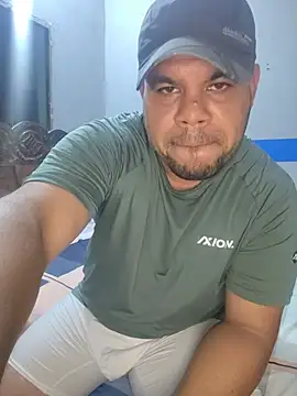 Snapshot of Evert_hairyboy chatting on June 28, 2026, 8:04 pm Evert hairyboy online show from June 28, 2026, 8:04 pm