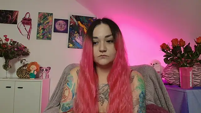 PinkHurricaneOfficial online show from November 26, 2025, 3:34 pm