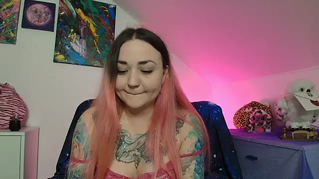 PinkHurricaneOfficial online show from February 8, 2026, 11:08 am