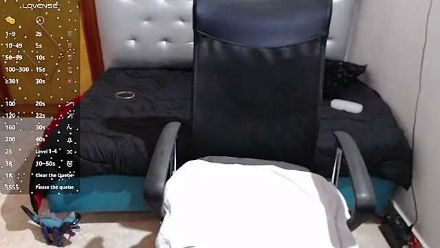 Snapshot of edixan_moree chatting on March 6, 2025, 9:58 am edixan moree online show from March 6, 2025, 9:58 am