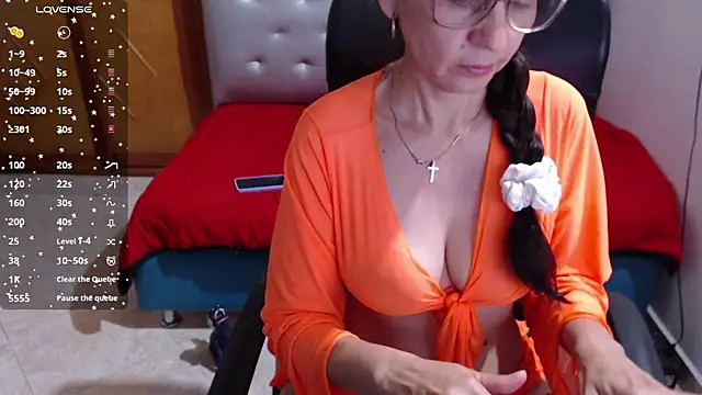 Snapshot of edixan_moree chatting on February 15, 2025, 10:22 am edixan moree online show from February 15, 2025, 10:22 am