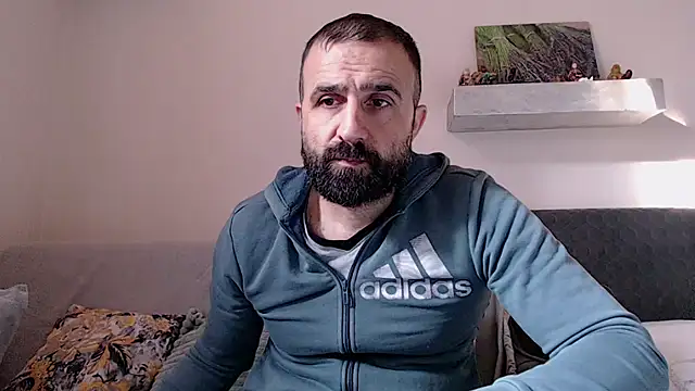 Snapshot of ivat80 chatting on March 22, 2025, 6:22 am ivat80 online show from March 22, 2025, 6:22 am