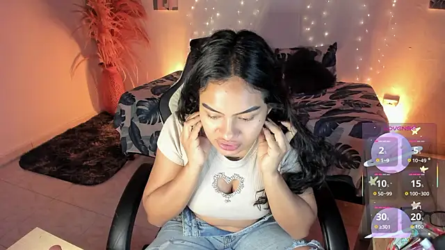 Riana Kean online show from February 13, 2026, 4:23 am