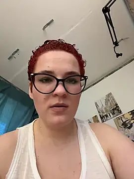 MrMrsRight online show from April 15, 2026, 5:35 am