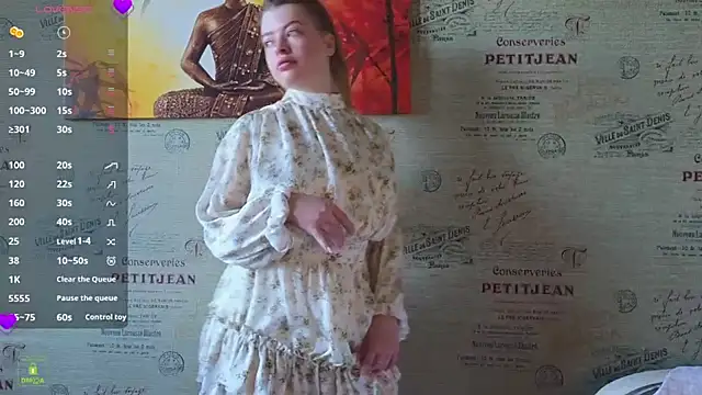 Snapshot of RinaBlondie chatting on March 17, 2025, 8:29 am RinaBlondie online show from March 17, 2025, 8:29 am