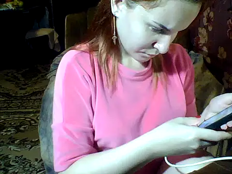 Snapshot of _Kitti_ chatting on October 24, 2025, 3:11 pm Kitti online show from October 24, 2025, 3:11 pm