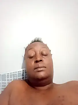 Snapshot of Eroticchocolate91 chatting on October 27, 2025, 4:35 am Eroticchocolate91 online show from October 27, 2025, 4:35 am