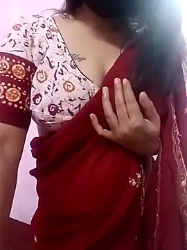 Snapshot of Beauty-khan chatting on February 15, 2025, 6:44 pm Beauty-khan online show from February 15, 2025, 6:44 pm