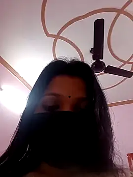 Snapshot of Beauty-khan chatting on February 9, 2025, 9:39 pm Beauty-khan online show from February 9, 2025, 9:39 pm