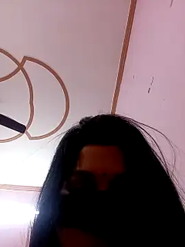 Snapshot of Beauty-khan chatting on March 7, 2025, 10:10 pm Beauty-khan online show from March 7, 2025, 10:10 pm