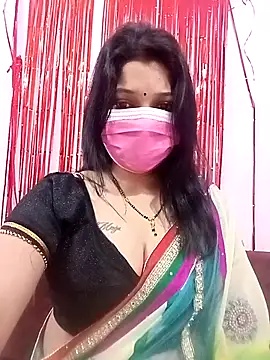 Snapshot of Beauty-khan chatting on February 28, 2025, 7:58 am Beauty-khan online show from February 28, 2025, 7:58 am