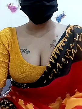 Snapshot of Beauty-khan chatting on November 11, 2025, 3:51 pm Beauty-khan online show from November 11, 2025, 3:51 pm