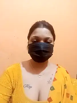 Snapshot of Beauty-khan chatting on October 12, 2025, 10:22 pm Beauty-khan online show from October 12, 2025, 10:22 pm