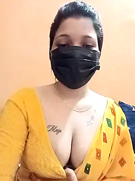 Snapshot of Beauty-khan chatting on September 25, 2025, 8:31 am Beauty-khan online show from September 25, 2025, 8:31 am