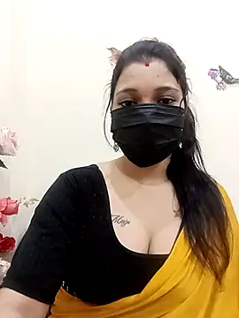 Snapshot of Beauty-khan chatting on November 13, 2025, 4:11 pm Beauty-khan online show from November 13, 2025, 4:11 pm