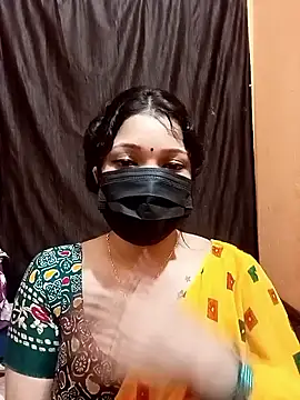 Snapshot of Beauty-khan chatting on September 12, 2025, 7:24 pm Beauty-khan online show from September 12, 2025, 7:24 pm