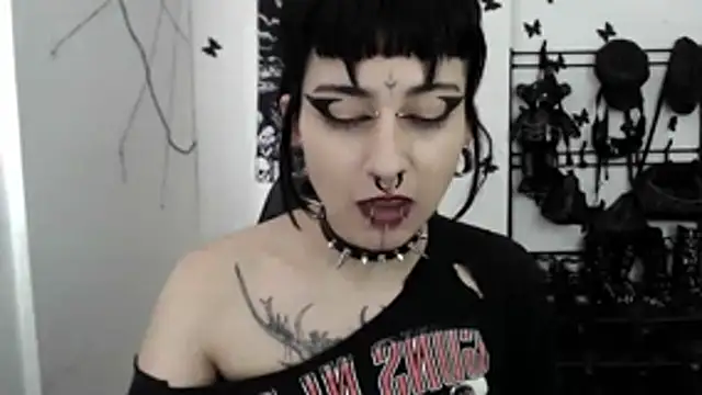 n0sferatus   online show from November 14, 2025, 6:00 pm