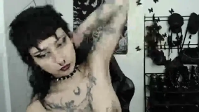 n0sferatus   online show from November 14, 2025, 3:43 am