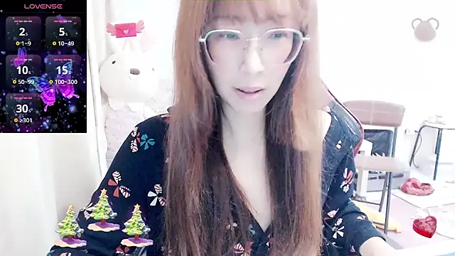 Snapshot of aFanny chatting on March 9, 2025, 2:10 pm aFanny online show from March 9, 2025, 2:10 pm