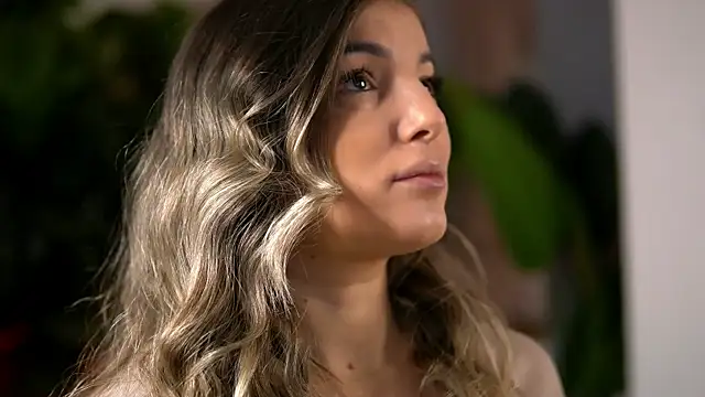 KellyMathews online show from April 2, 2026, 2:08 am