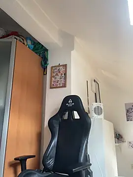 Snapshot of rafamarianoofc chatting on March 15, 2025, 10:24 am rafamarianoofc online show from March 15, 2025, 10:24 am