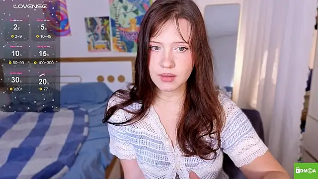 Snapshot of HanahCute chatting on November 18, 2025, 10:34 pm HanahCute online show from November 18, 2025, 10:34 pm