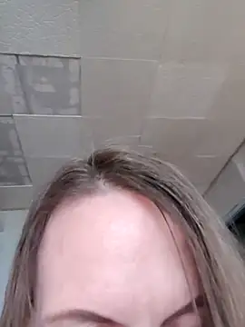 Evelina cute online show from March 26, 2026, 10:35 am