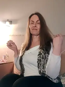 Evelina cute online show from February 24, 2026, 3:35 pm