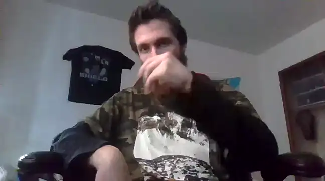 Snapshot of BalticPallor chatting on February 24, 2025, 6:36 pm BalticPallor online show from February 24, 2025, 6:36 pm