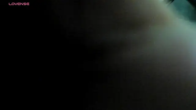 Snapshot of AmberGreyy_ chatting on May 23, 2026, 6:40 pm AmberGreyy online show from May 23, 2026, 6:40 pm