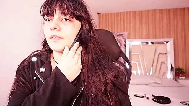 Snapshot of AmberGreyy_ chatting on May 25, 2026, 6:17 pm AmberGreyy online show from May 25, 2026, 6:17 pm
