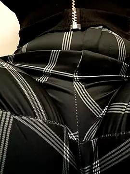 AmberGreyy  online show from April 18, 2026, 1:24 pm