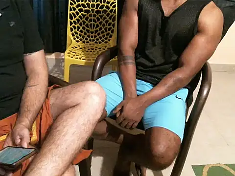 Snapshot of indianbull2023 chatting on December 22, 2025, 6:24 am indianbull2023 online show from December 22, 2025, 6:24 am