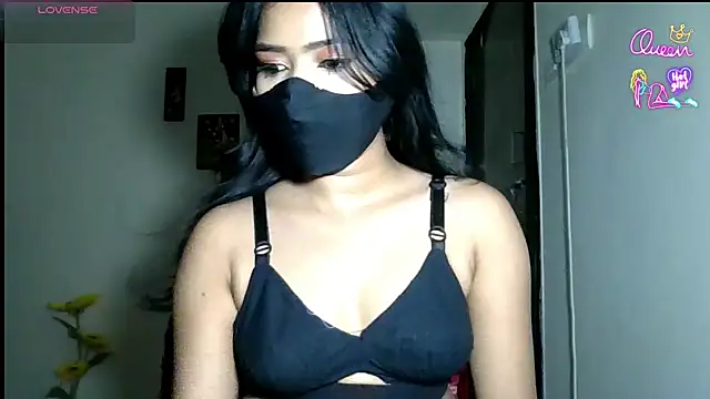 Jenny-Lucifer online show from April 26, 2026, 2:36 pm