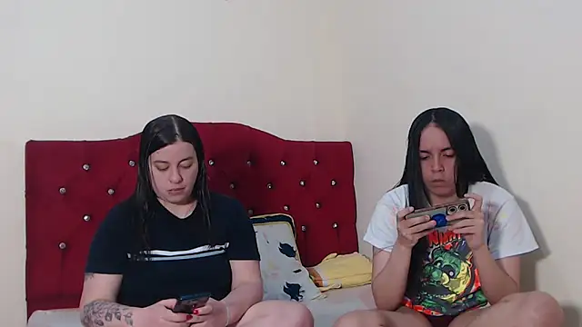 Lola barbara online show from October 18, 2025, 3:25 pm