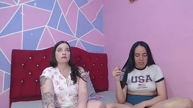 Snapshot of Lola_barbara chatting on May 7, 2026, 9:18 pm Lola barbara online show from May 7, 2026, 9:18 pm