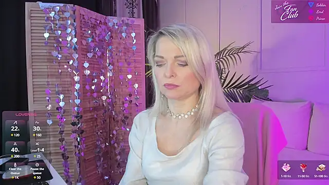 Gloria Lovely online show from February 18, 2025, 3:41 pm